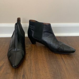 UNISA Kitten Heel Pointed Toe Booties - Size 8.5